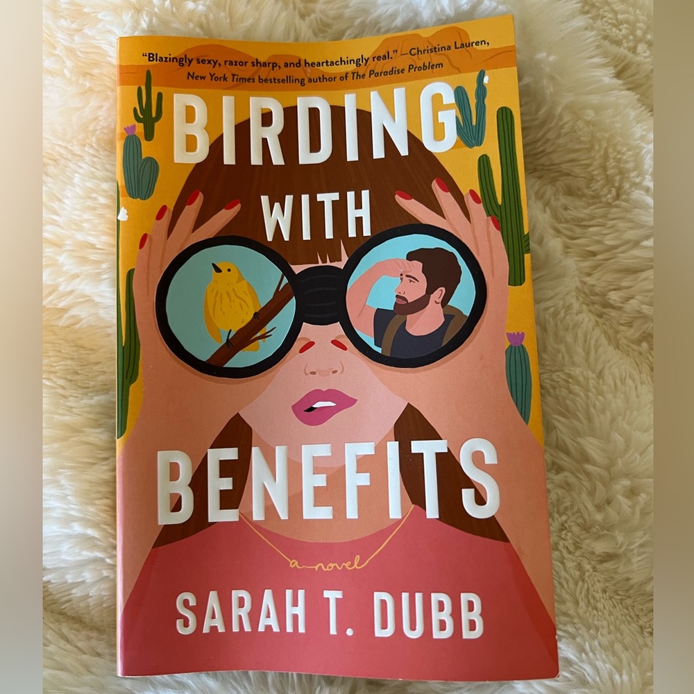 Like new! Fun rom-com, perfect for a summer/beach read ☀️📖